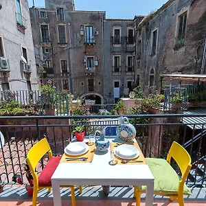 Vulcano Apartament Katania